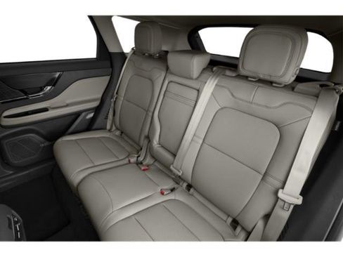Used 2022 Lincoln Corsair FWD image 8