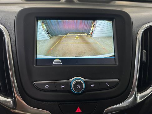 Used 2019 Chevrolet Equinox LT image 11