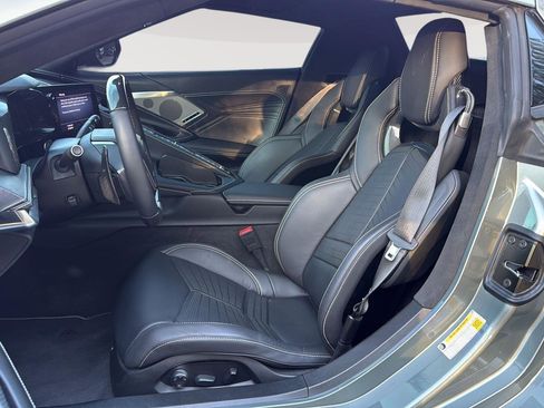 Used 2023 Chevrolet Corvette Z06 image 17