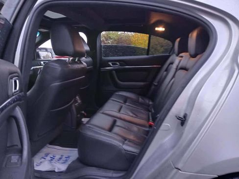 Used 2009 Lincoln MKS AWD image 10