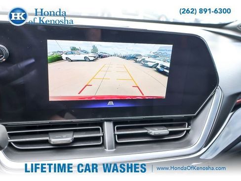 Used 2024 Chevrolet Trax RS w/ Driver Confidence Package FWD image 18