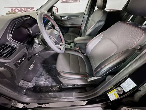 Used 2023 Ford Escape ST-Line w/ Tech Pack #1 FWD image 23