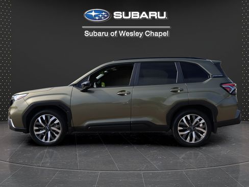 Certified 2025 Subaru Forester Touring AWD/4WD image 4