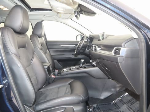 Used 2020 MAZDA CX-5 Touring image 13