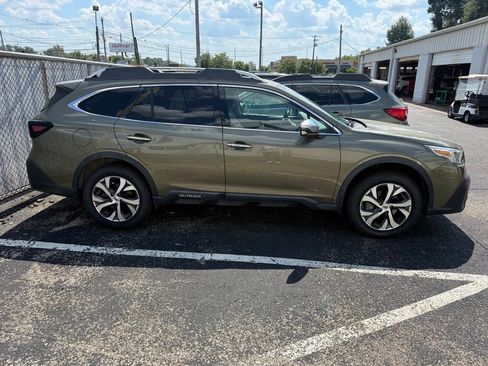 Used 2021 Subaru Outback Touring XT AWD/4WD image 2