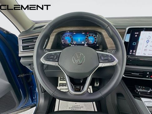 Used 2025 Volkswagen Atlas SEL Premium R-Line image 14