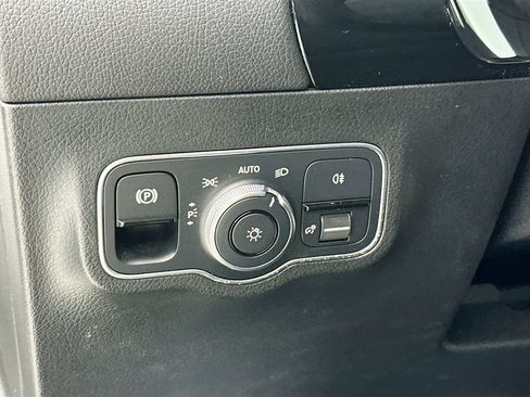 Used 2023 Mercedes-Benz GLA 250 image 10
