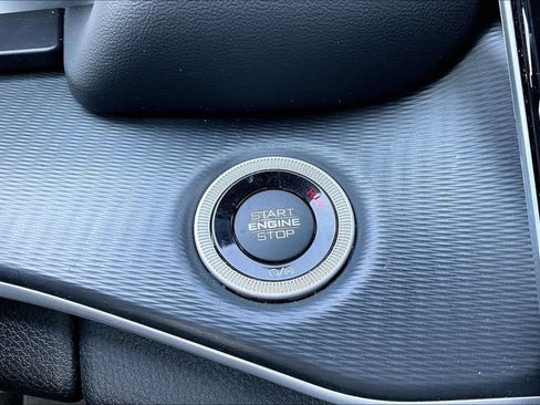 Used 2023 Jeep Grand Cherokee Altitude AWD/4WD image 31