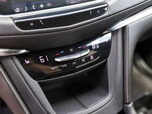 Used 2022 Cadillac XT6 Luxury FWD image 20