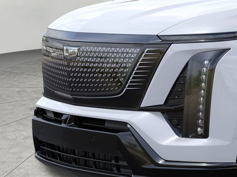 New 2027 Cadillac Vistiq Sport w/ LPO, Floor Liner Package AWD/4WD image 13