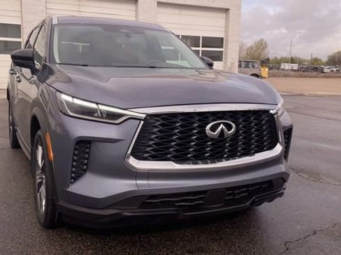 Used 2025 INFINITI QX60 Luxe AWD/4WD image 4