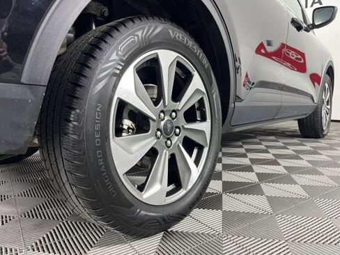 Used 2025 Ford Escape Platinum image 21