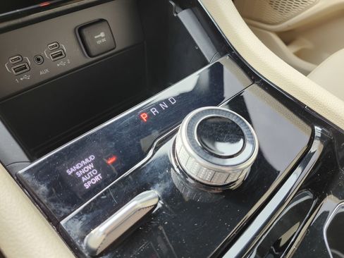 Used 2023 Jeep Grand Cherokee L Limited image 37