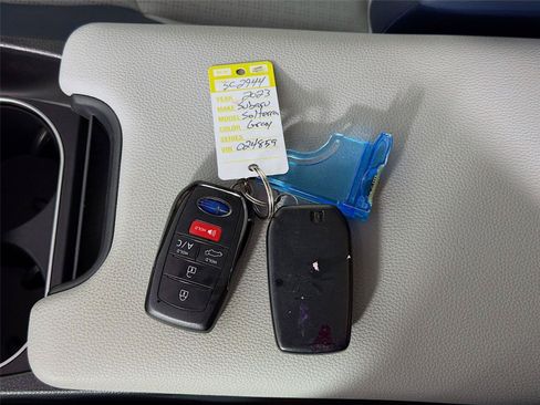 Used 2023 Subaru Solterra AWD image 4
