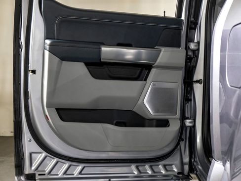 Used 2022 Ford F150 Limited image 37