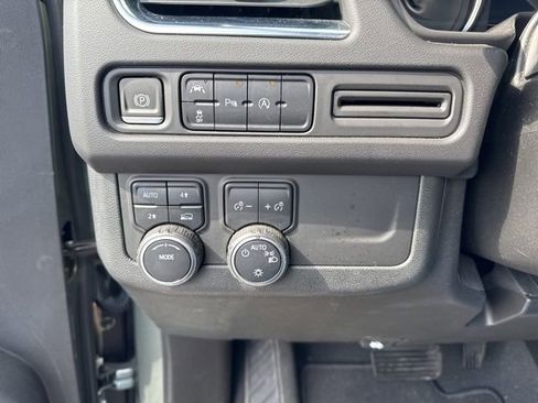 Used 2023 Chevrolet Tahoe LS image 17