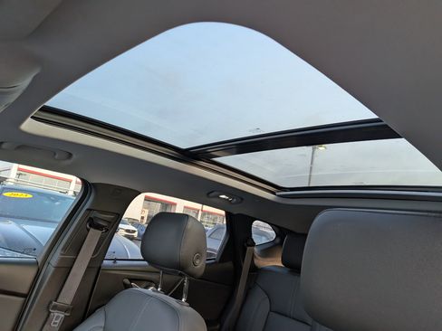 Used 2022 Chevrolet Blazer LT w/ Redline Edition image 18