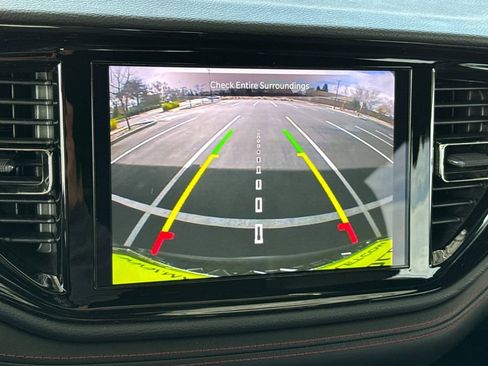 Used 2021 Dodge Durango R/T w/ Blacktop Package image 32