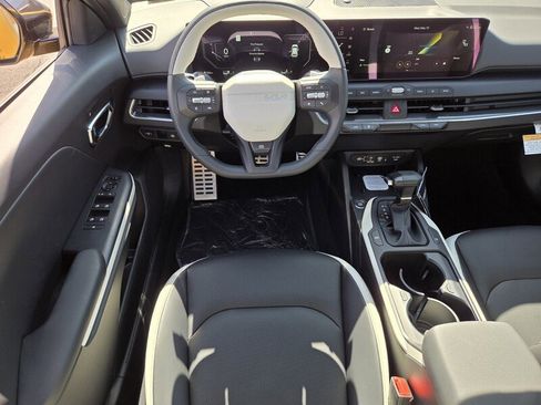 New 2026 Kia K4 GT-Line Turbo FWD image 9