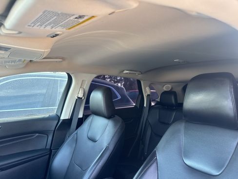 Used 2022 Ford Edge Titanium w/ Equipment Group 301A image 18