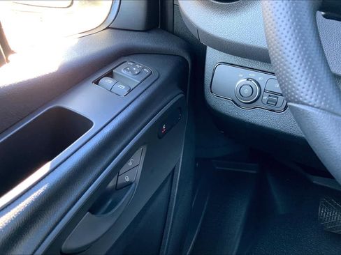 Used 2025 Mercedes-Benz Sprinter 2500 image 23