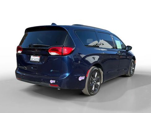 Used 2019 Chrysler Pacifica Limited w/ Advanced Safetytec Group image 5