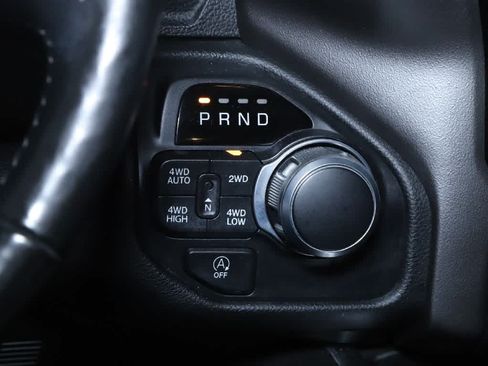 Used 2019 RAM 1500 Big Horn AWD/4WD image 25