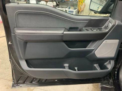Used 2025 Ford F150 Lariat AWD/4WD image 5