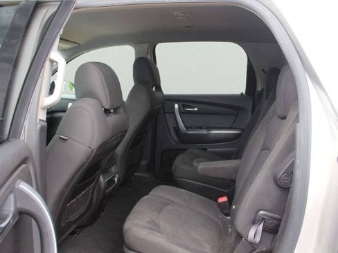 Used 2007 GMC Acadia SLE w/ Convenience Package FWD image 7