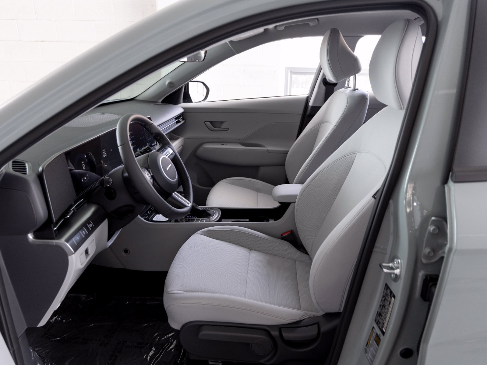New 2027 Hyundai Kona SEL Sport FWD image 11