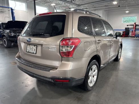 Used 2014 Subaru Forester 2.5i Premium w/ Popular Package #2 AWD/4WD image 4