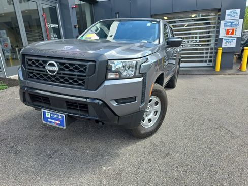 Used 2024 Nissan Frontier S w/ Technology Package AWD/4WD image 2
