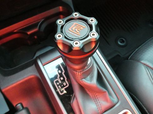 Used 2023 Toyota Tacoma TRD Off-Road image 28