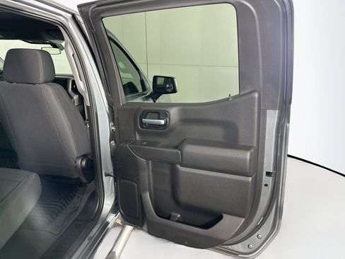 Used 2021 Chevrolet Silverado 1500 Custom AWD/4WD image 27