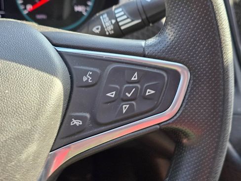 Used 2022 Chevrolet Malibu LS FWD image 21