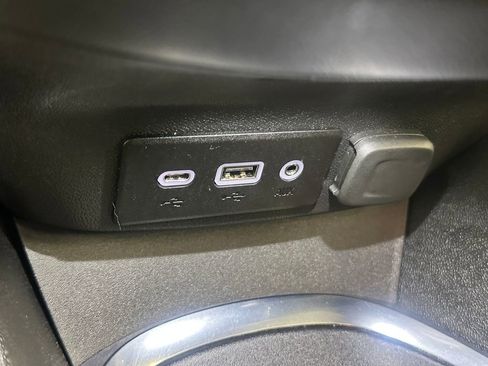 Used 2024 Chevrolet Malibu LT image 31