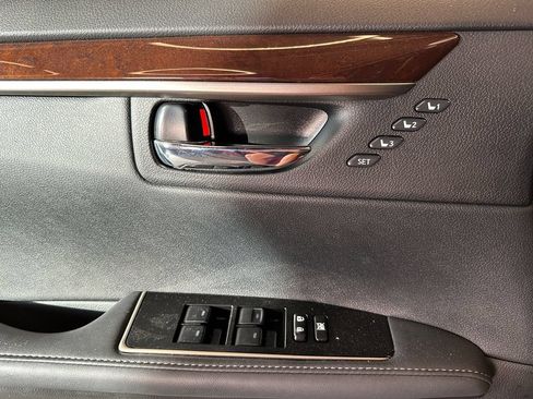Used 2017 Lexus ES 350 w/ Luxury Package FWD image 19