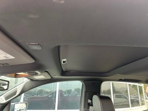 Used 2026 GMC Canyon Denali AWD/4WD image 11
