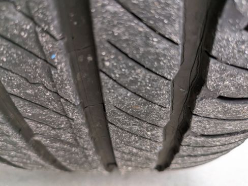 Certified 2023 Genesis G80 3.5T Sport w/ Winter Weather Package image 9