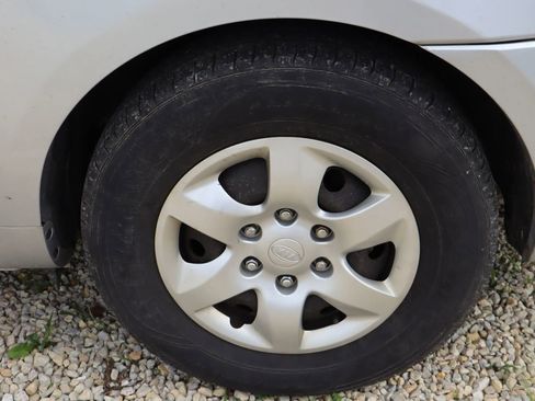 Used 2009 Kia Sedona LX w/ PWR Pkg image 23