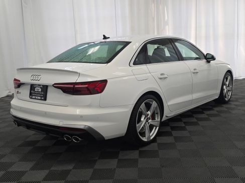 Used 2023 Audi S4 Premium Plus w/ Premium Plus Package image 6