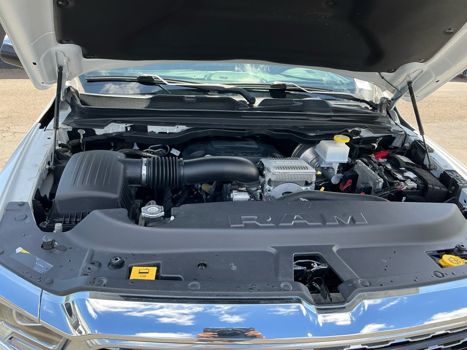 Used 2020 RAM 1500 Limited AWD/4WD image 22