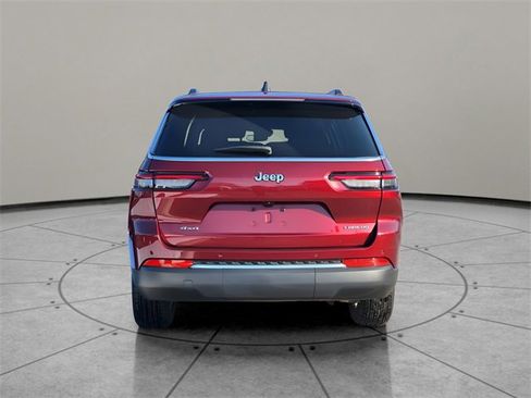 Certified 2023 Jeep Grand Cherokee L Laredo image 11