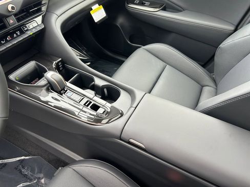 New 2026 Toyota Crown Platinum image 20