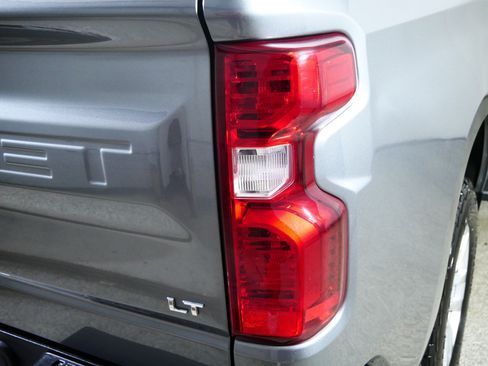 Certified 2020 Chevrolet Silverado 1500 LT w/ All-Star Edition AWD/4WD image 17