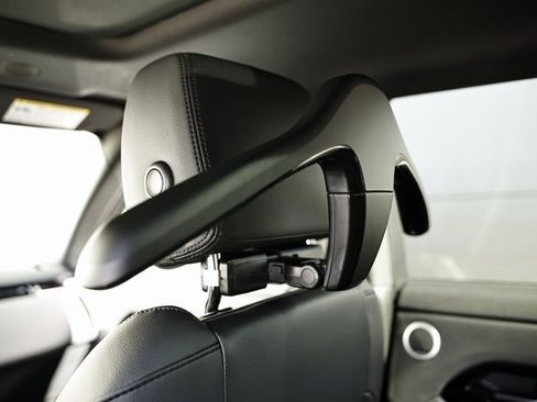 New 2026 Land Rover Range Rover Evoque S image 34