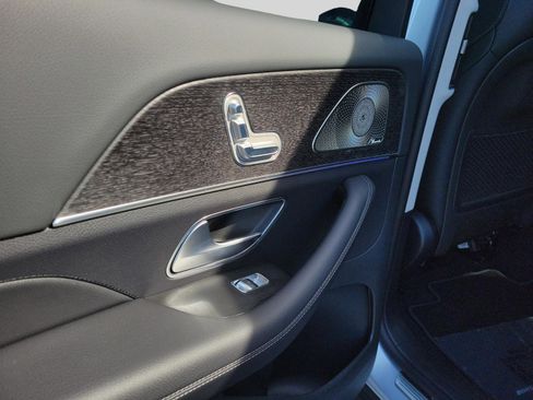 New 2026 Mercedes-Benz GLS 450 4MATIC image 12