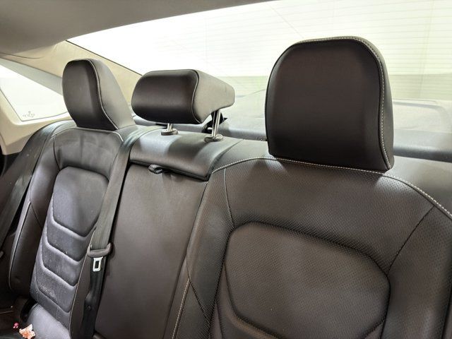 Used 2023 Volkswagen Jetta SEL FWD image 7