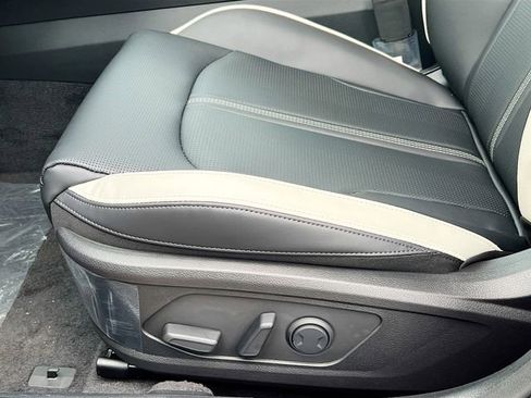 New 2026 Kia K5 GT-Line image 19