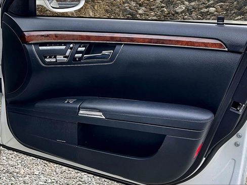 Used 2008 Mercedes-Benz S 550 4MATIC image 21